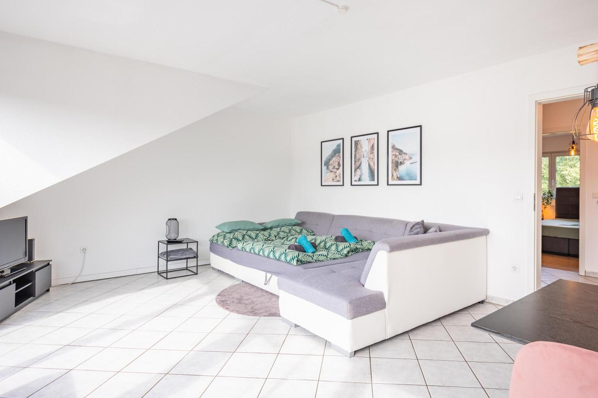 Fewo Gladbeck - Moderne Und Geraeumige 2 Zimmerwohnung Mit Sued-Balkon In Gladbeck-Brauck Naehe Movie Park Und Arena Aufschalke Bagian luar foto